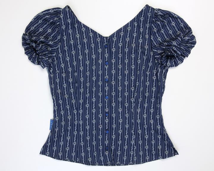 Actual product image Jenni Hemden Edelweiss puffed sleeves (38)
