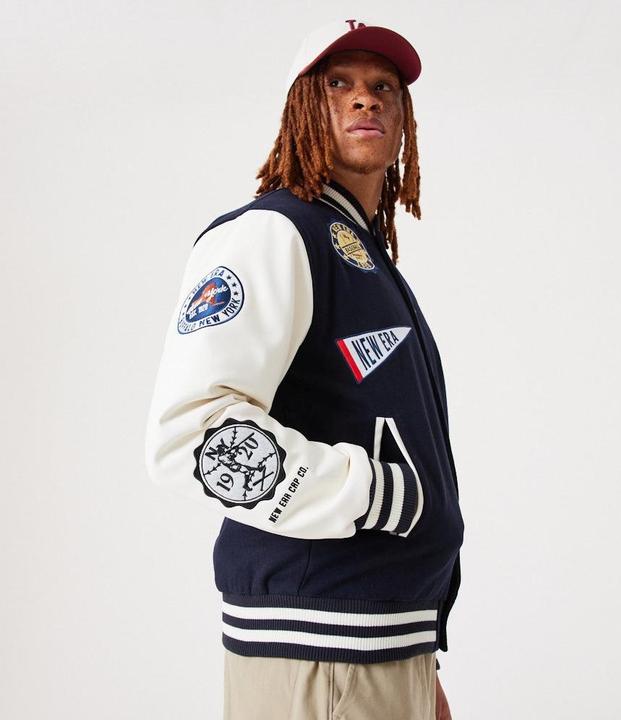 Produktbild New Era Varsity College Jacke - Heritage All Over Patch - XX (XXL)
