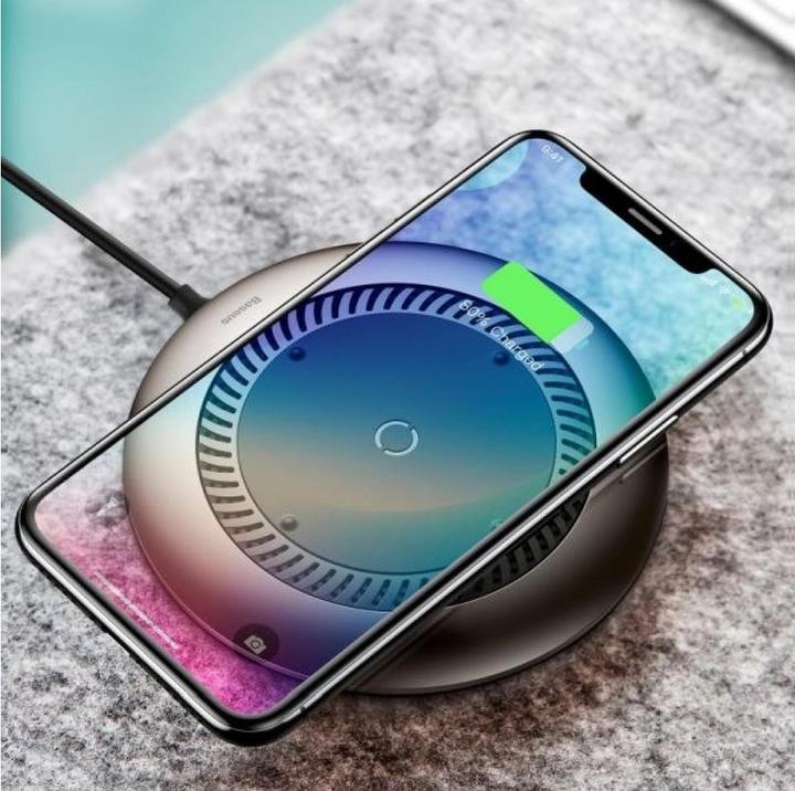 Actual product image Baseus Whirlwind Desktop QI Wireless Charger (10 W)