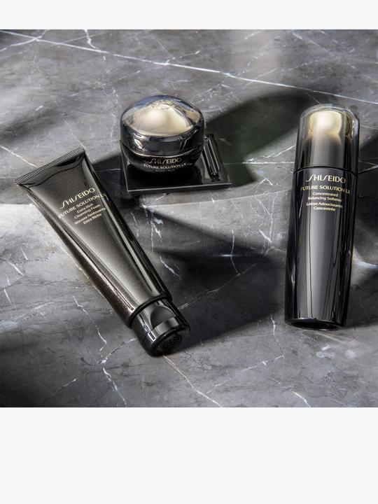 Produktbild Shiseido Future Solution Concentrated Balancing Softener (Tonic, 125 ml)