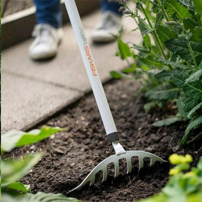 Image du produit Fiskars Light rose rake 1019607
