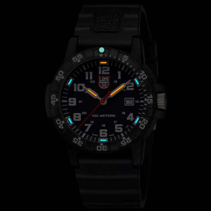 Immagine prodotto Luminox Leatherback Sea Turtle Giant 0320 Series (Orologio da polso analogico, Fatto in Svizzera, 44 mm)