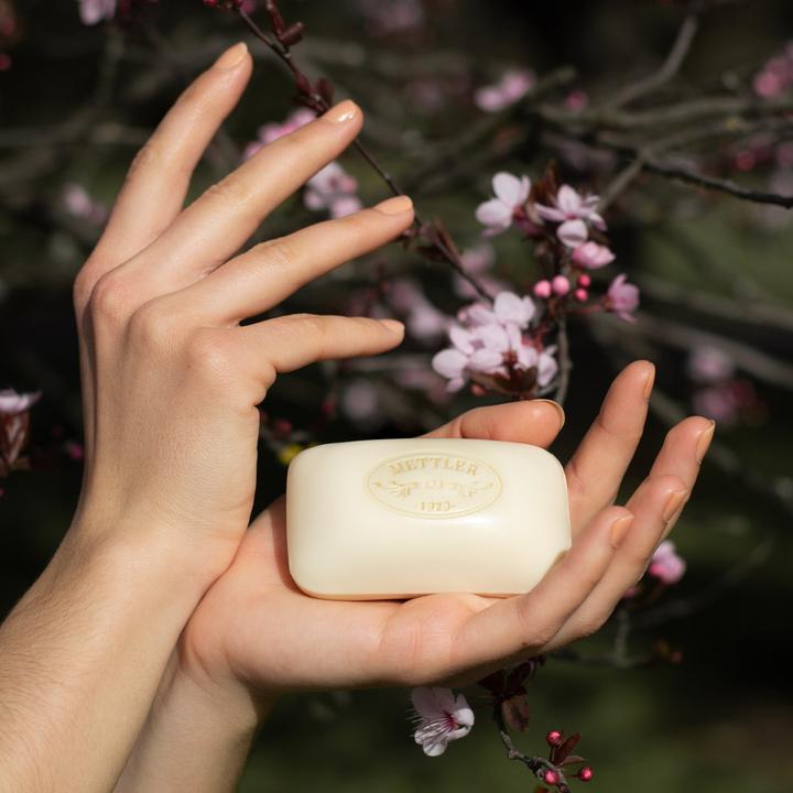 Actual product image Mettler1929 Soap almond oil (Soap lotion)
