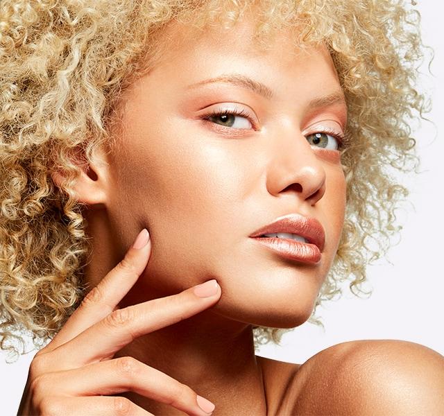 Actual product image MAC Cosmetics Extra Dimension Skinfinish (Oh darling, Highlighter, 9 g)