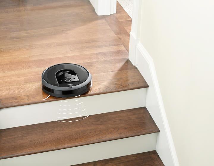 Produktbild iRobot Roomba i7+ Schwarz (Saugroboter)