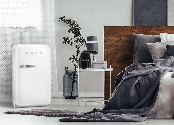 Actual product image Smeg Fab5rwh5 (121.80 l)