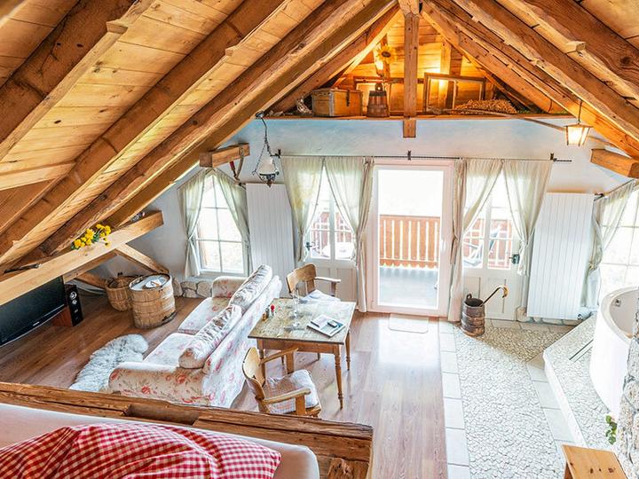 Immagine prodotto Smartbox 1 notte romantica in suite in uno chalet con souper e spa privata vicino al lago di Thoune (2 pers.)