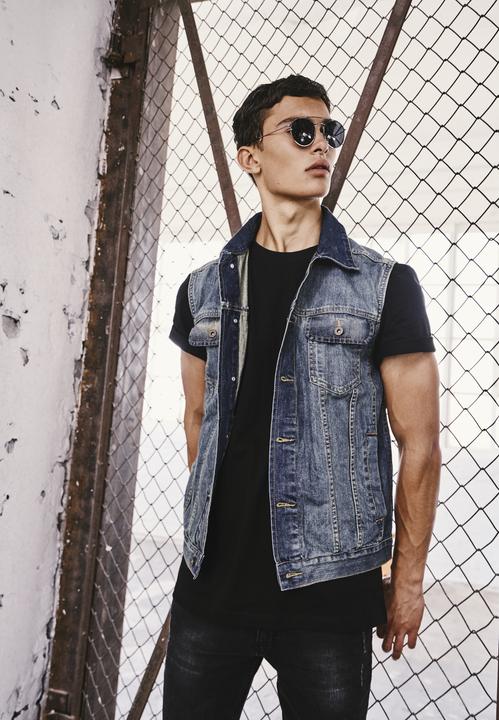 Actual product image Urban Classics Denim Vest (L)