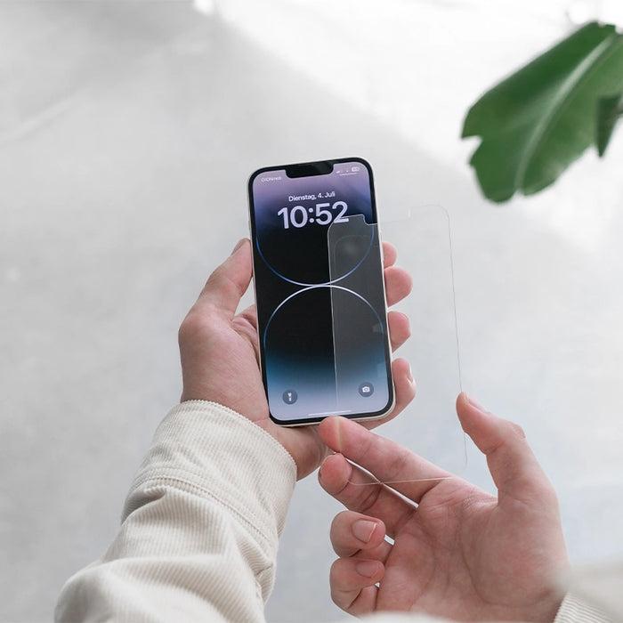 Actual product image Woodcessories Premium Glass 2.5D (1 Piece, Apple iPhone 14 Plus)