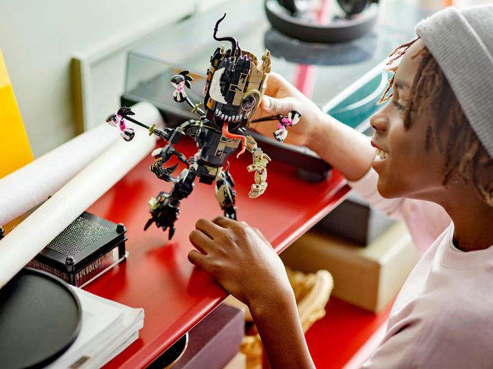 Produktbild LEGO Venomized Groot (76249, LEGO Marvel)