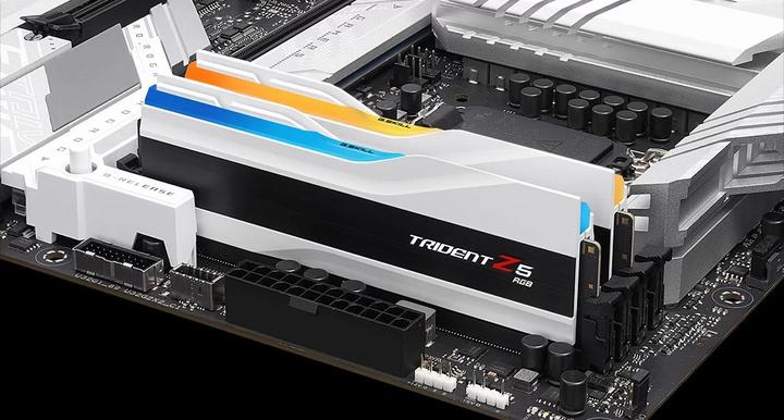 Image du produit G.Skill Trident Z5 CK RGB (2 x 24 Go, 8200 MHz, RAM DDR5, DIMM)