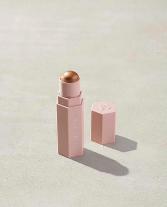 Immagine prodotto Fenty Beauty - Match Stix Shimmer Skinstick 7.1 g - Shade: 08 Truffle Spark (08 Tartufo Spark, Highlighter, 7 g)