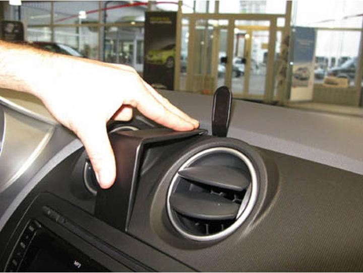 Image du produit Brodit 854271 Support voiture Seat Ibiza 09-17