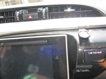 Actual product image Brodit 855176 Car mount Toyota Hilux