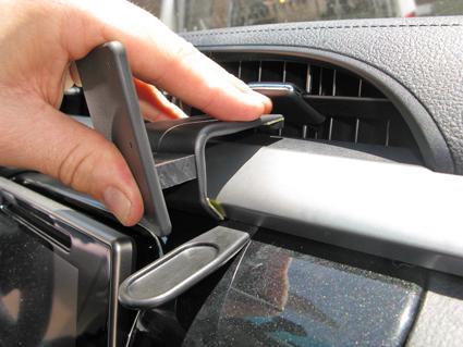 Actual product image Brodit 855176 Car mount Toyota Hilux