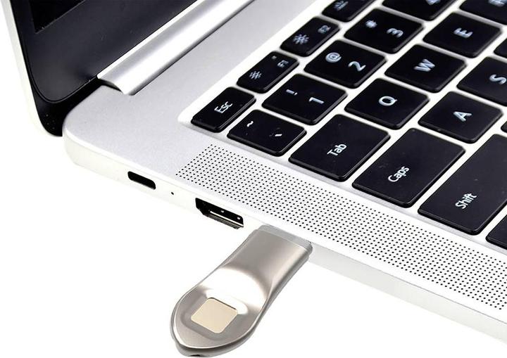 Produktbild Xlyne X-GUARD USB-Stick Retail 64 GB Silber 7964032 USB-A (64 GB, USB-A)
