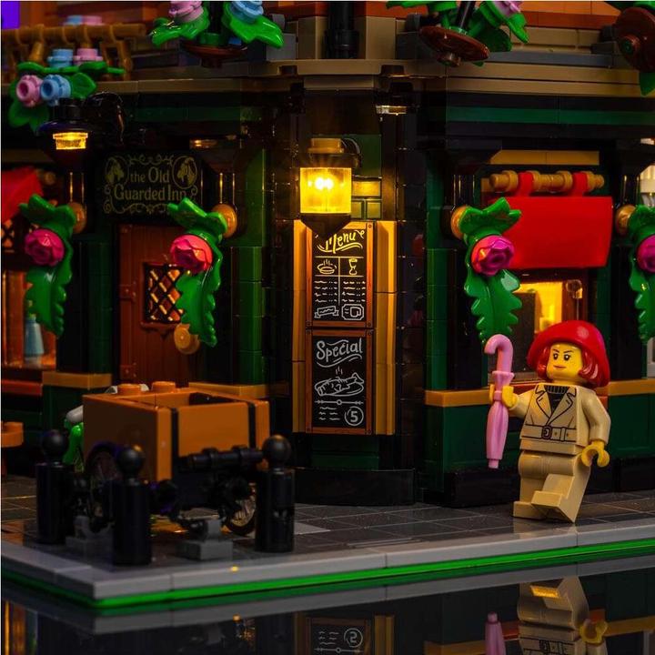 Image du produit Light my bricks LMB 2.0 Kit de lumière pour LEGO® 10350 La bâtisse Tudor