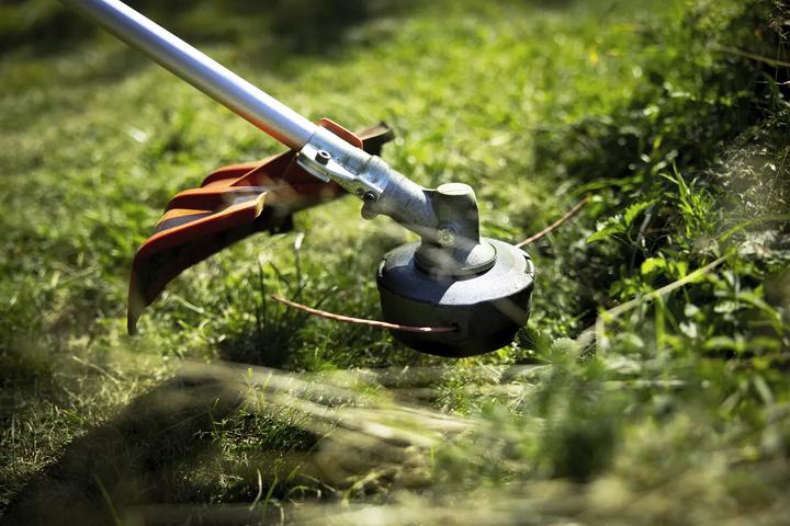 Produktbild Husqvarna 325IL (Trimmfaden)