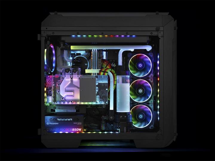 Produktbild Thermaltake Pacific Lumi Plus (RGB)