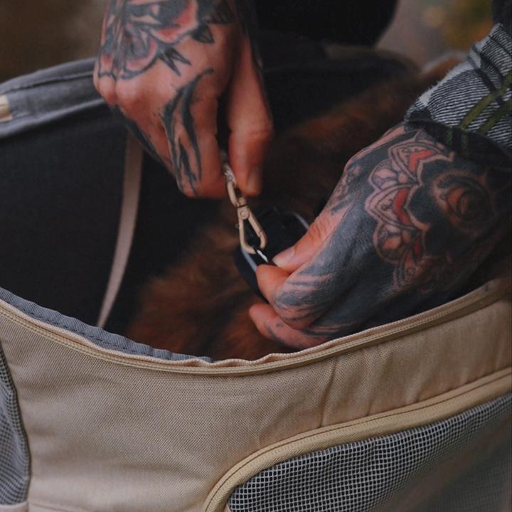 Actual product image LucyBalu HOP-ON Katzenrucksack (Cat, Safety closure)