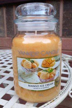 Produktbild Yankee Candle Mango Ice Cream (623 g)