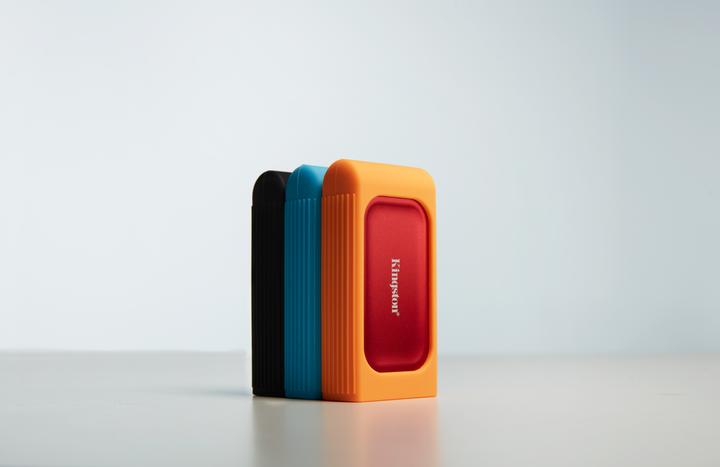 Actual product image Kingston XS SSD Rubber Sleeve 3 Pack - Black Blue Orange