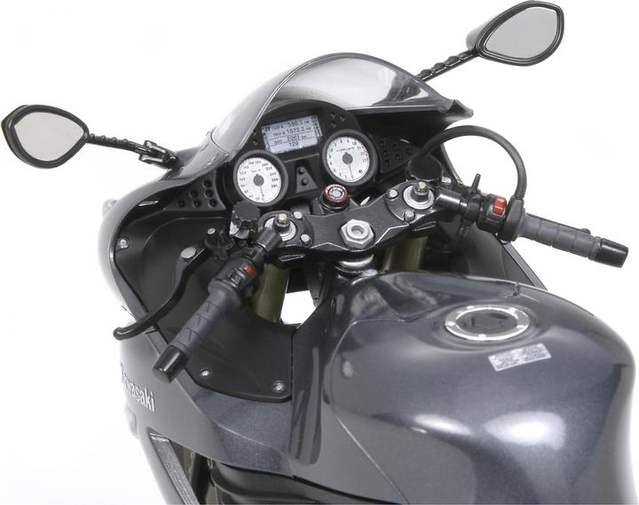 Produktbild Tamiya Kawasaki ZZR1400