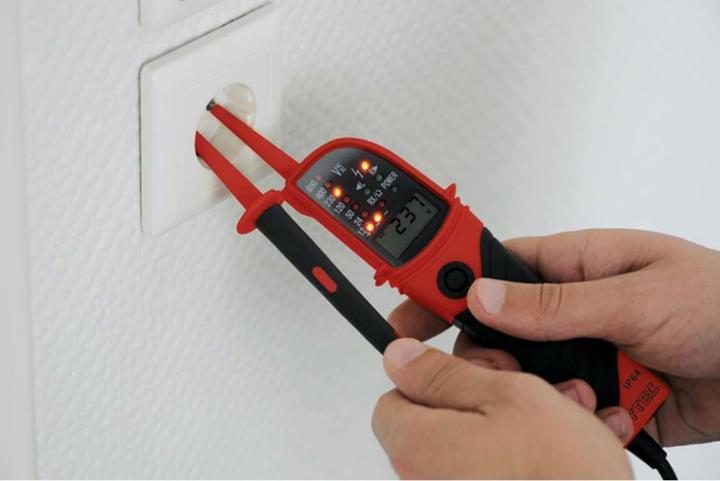 Produktbild HEYTEC Zweipoliger Spannungsprüfer mit LED-Licht, 12 - 690 Volt