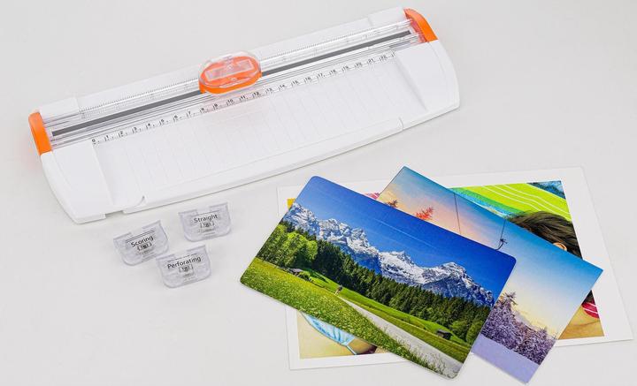Produktbild Peach Rollschneider A4 3in1 3Schnittarten PC200-10 weiss (5 Blätter, A4)
