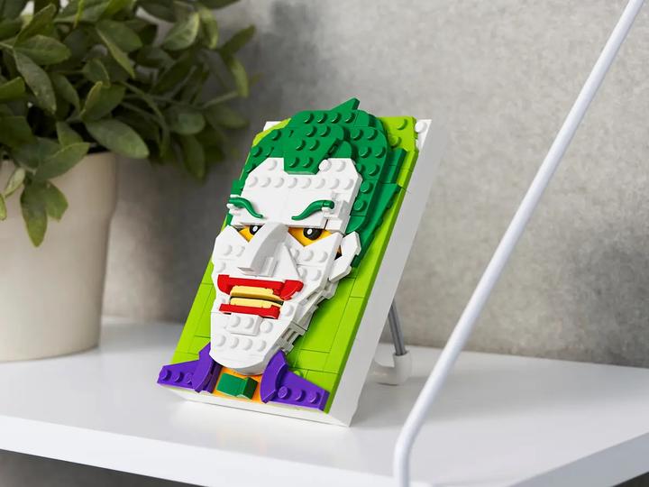 Image du produit LEGO Brick Sketches - Joker (40428)