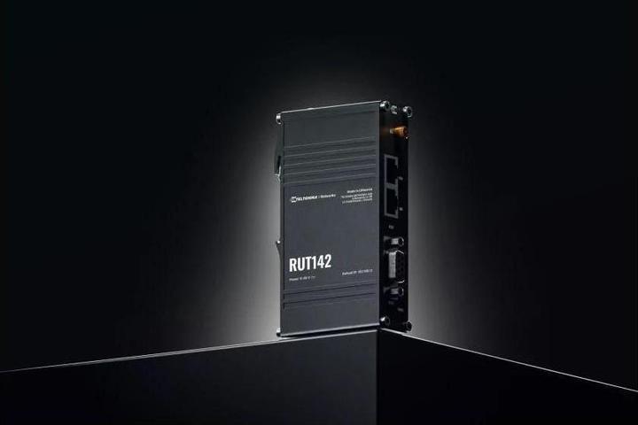 Immagine prodotto Teltonika RUT142000000 - ROUTER INDUSTRIALE RS232