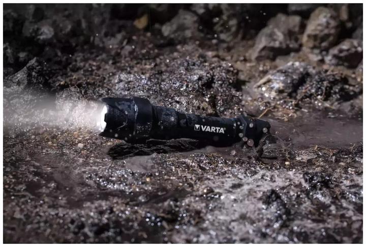 Actual product image Varta Indestructible F20 Pro (16.70 cm, 350 lm)