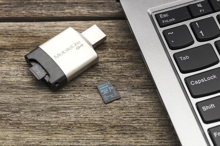 Image du produit Kingston Toile Go (128 Go, microSDXC, U3, UHS-I)