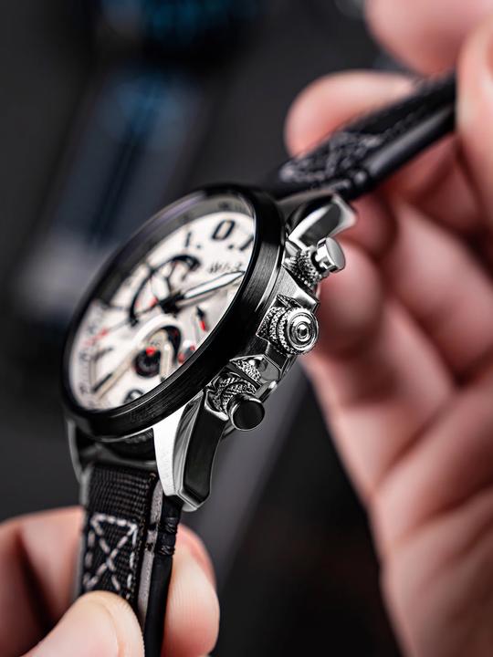 Produktbild AVI-8 AV-4056-07 Hawker Harrier Dual Retrograde (Chronograph)