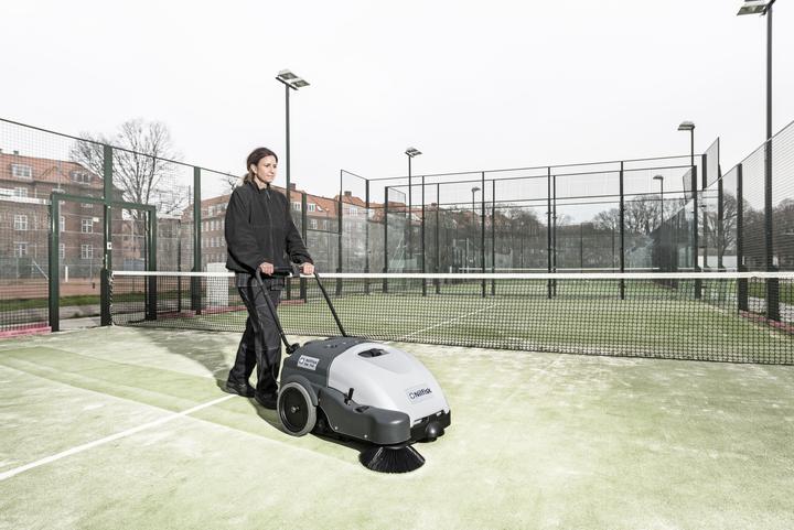 Actual product image Nilfisk SW750 battery sweeper