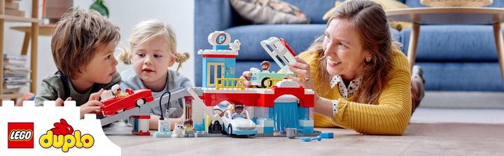 Produktbild LEGO Parkhaus mit Autowaschanlage (10948)
