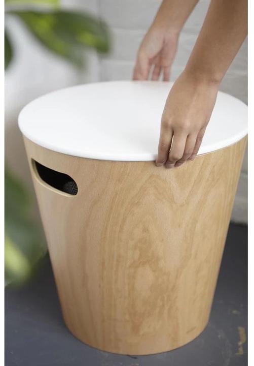 Actual product image Umbra Woodrow