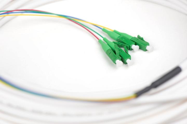 Image du produit Digitus Câble FTTH drop, monomode, 4 fils, LC/APC G.657.A2, 50m (U/UTP, CAT6, 50 m)