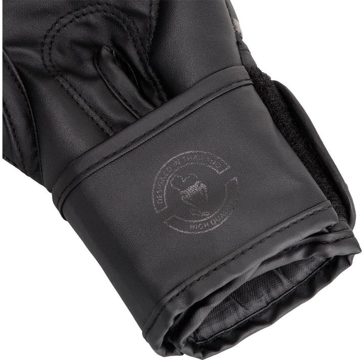 Produktbild Venum Challenger 2.0 (6 OZ, S)