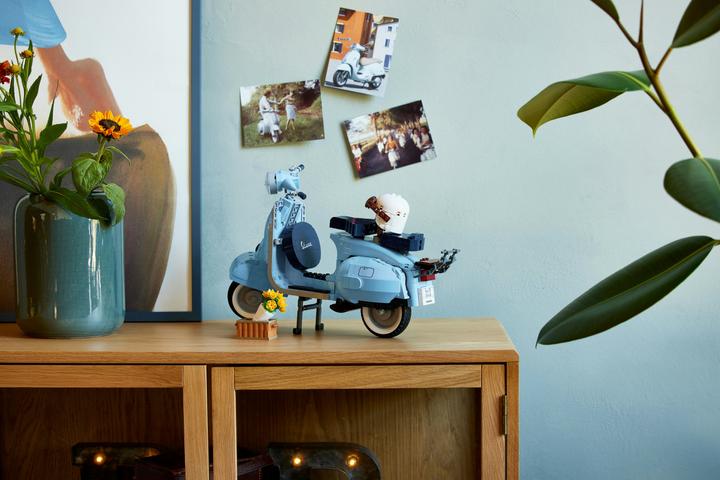Produktbild LEGO Vespa 125 (10298, LEGO Icons, LEGO Seltene Sets)