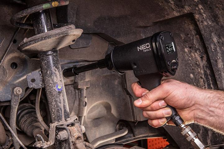 Actual product image Neo Tools Pneumatic wrench, 1/2 ", 320 Nm, set with sockets (Rechargeable battery operated)