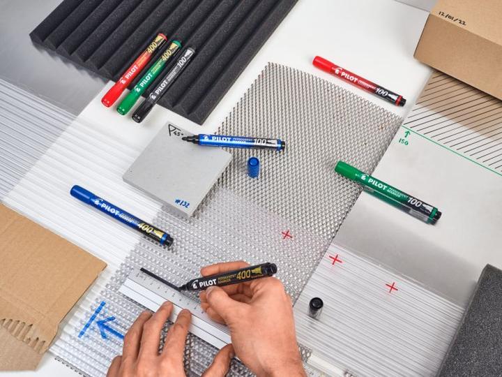 Produktbild Pilot Permanent-Marker 100 XL (Black, 4.50 mm, 15 x)