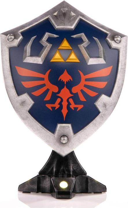 Actual product image First 4 Figures Zelda Breath of the Wild Hylian Shield - Collector Edition