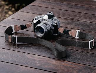 Actual product image K&F Concept 32mm WidthNeck Strap Urban Wander 01 (Black) (Shoulder strap)