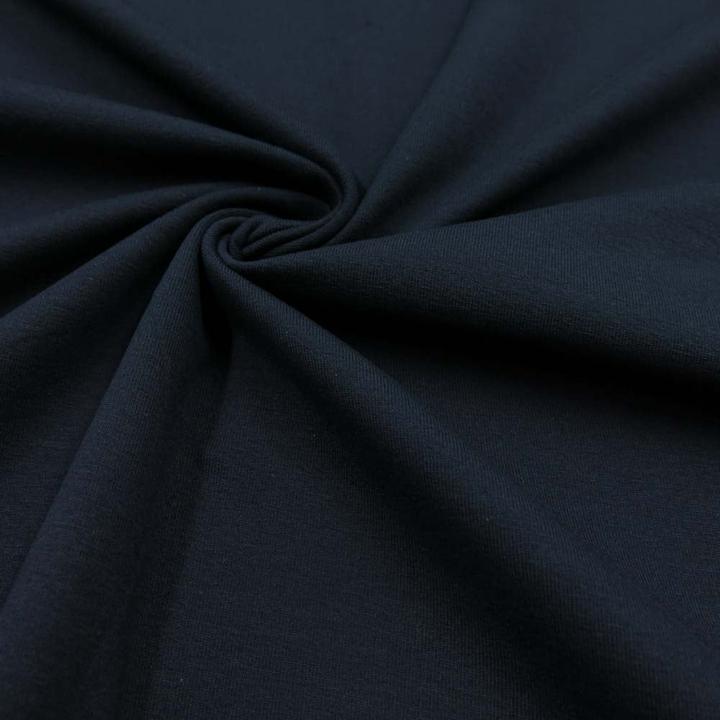 Schwarzblau