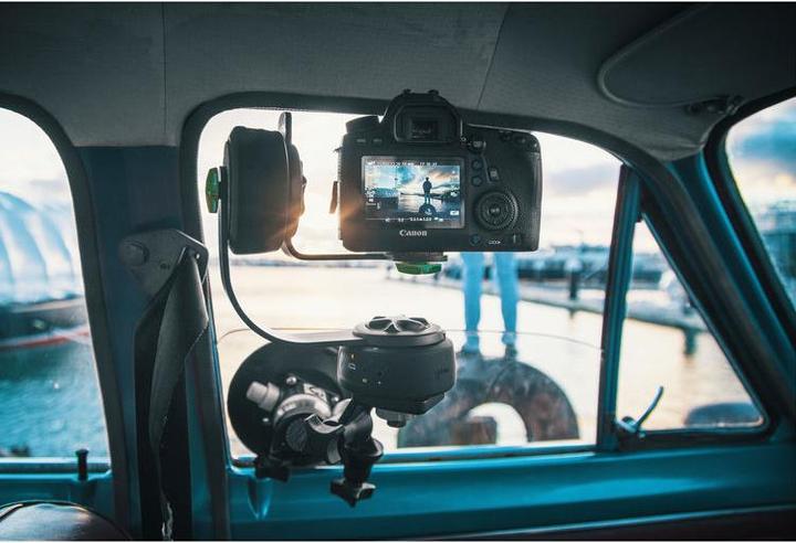 Actual product image Syrp Pan Tilt Bracket for Genie Mini (Slider Accessories)