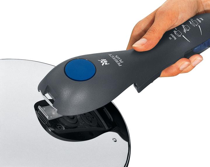 Produktbild WMF Schnellkochtopf 2tlg 4,5+3,0l Dampfkochtopf Perfect Plus Induktion Edelstahl 18/10 (22 cm, Dampfkochtopf)