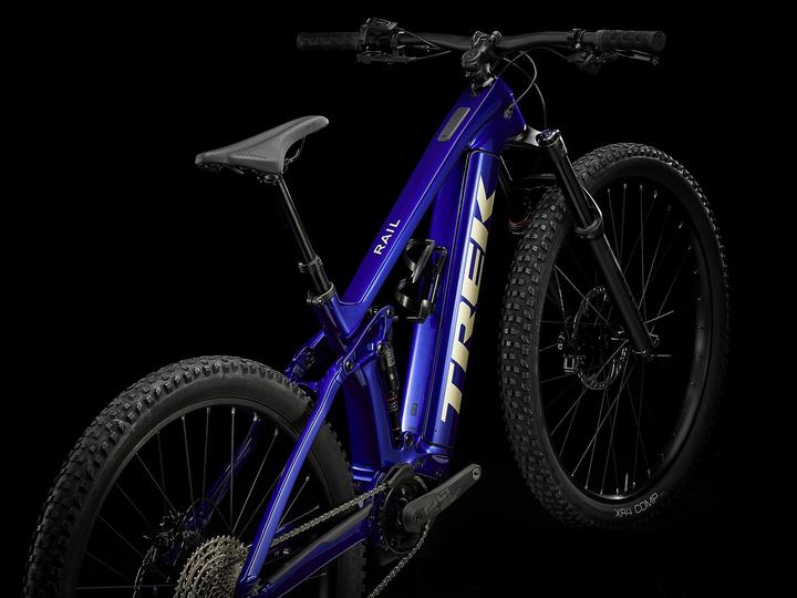 Actual product image Trek Rail 9.5 Gen 4 Hex Blue