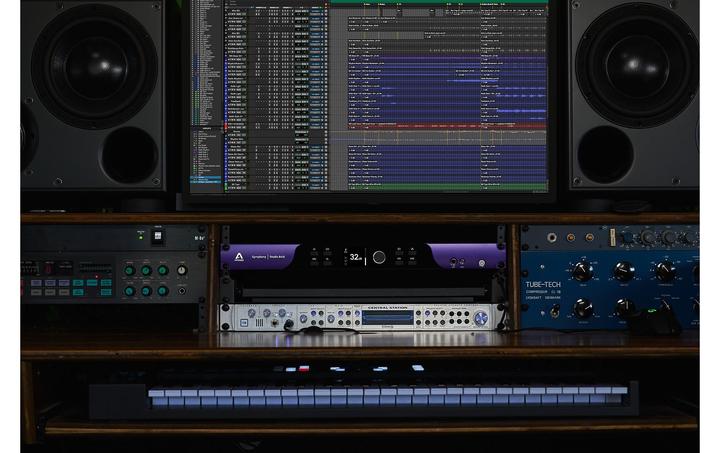 Actual product image Apogee Symphony Studio 8X16 (USB)