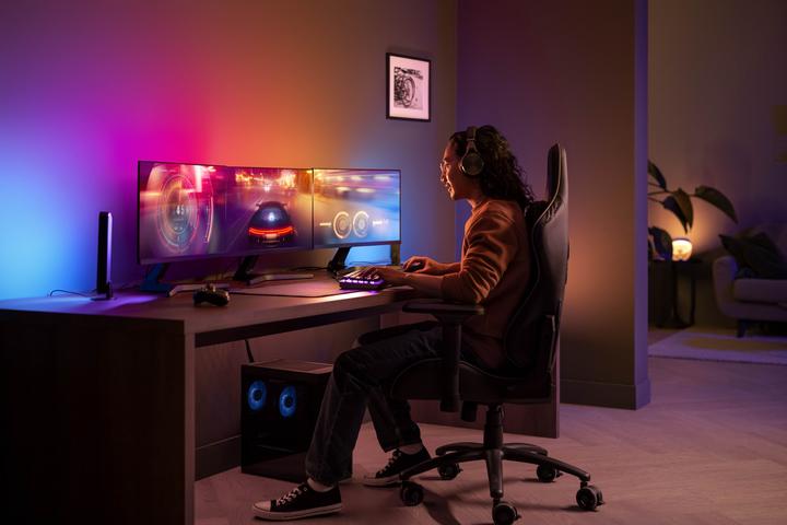 Actual product image Philips Hue Play Gradient incl. Bridge (Multicoloured, 187.50 cm, Indoor)